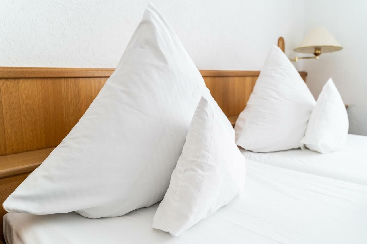 Hotel Rieder Wiesemscheid ภายนอก รูปภาพ