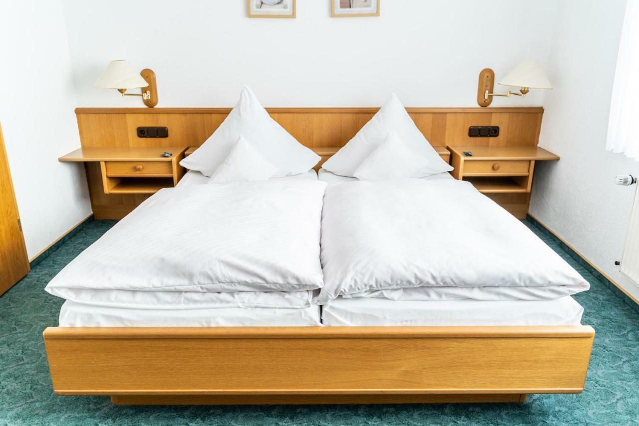 Hotel Rieder Wiesemscheid ภายนอก รูปภาพ