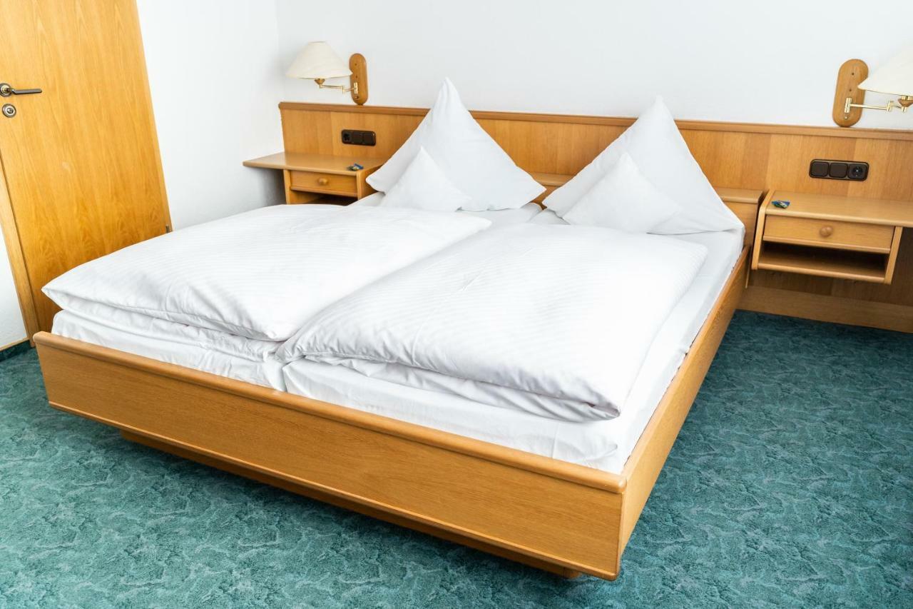 Hotel Rieder Wiesemscheid ภายนอก รูปภาพ