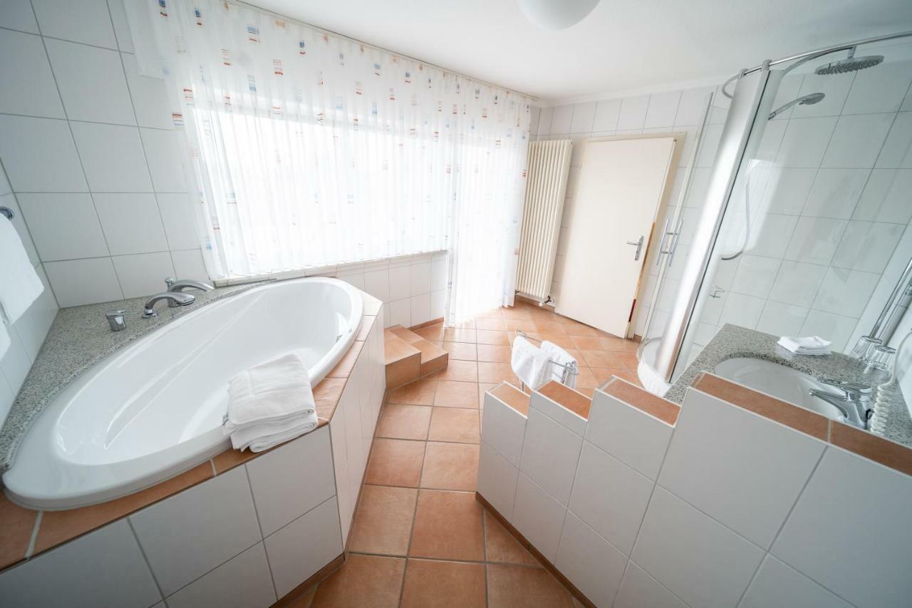 Hotel Rieder Wiesemscheid ภายนอก รูปภาพ
